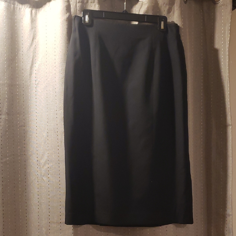 Prada Classic Lined Black Pencil Skirt, Lightvweight Wool, Size 12